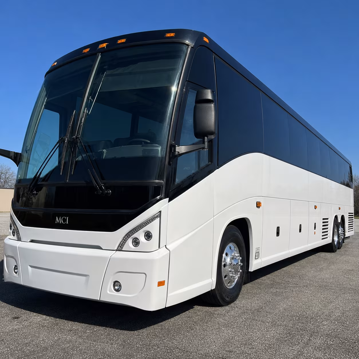 need a bus to jfk or laguardia clifton groups have options